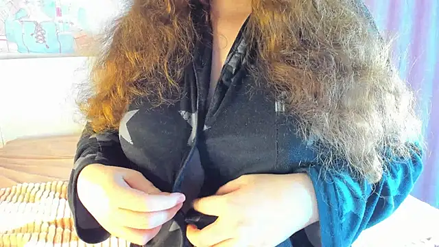 Snapshot of kuraii1_ chatting on 02.18.26 kuraii1 online show from 02.18.26