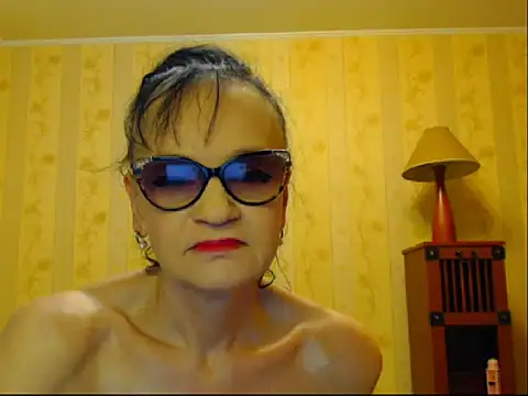 Snapshot of Valentina3859 chatting on 02.20.25 Valentina3859 online show from 02.20.25