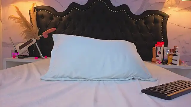 Carohorny4u online show from 05.15.26