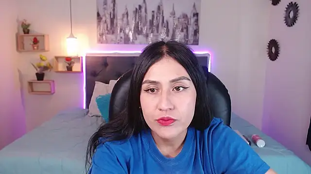 Snapshot of mia_aira chatting on 01.30.25 mia aira online show from 01.30.25