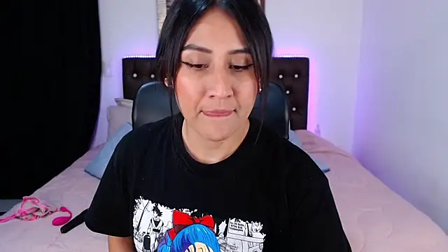 mia aira online show from 03.12.25