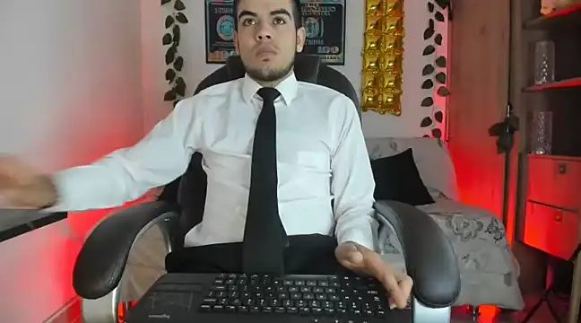 mikee scooth online show from 01.11.25