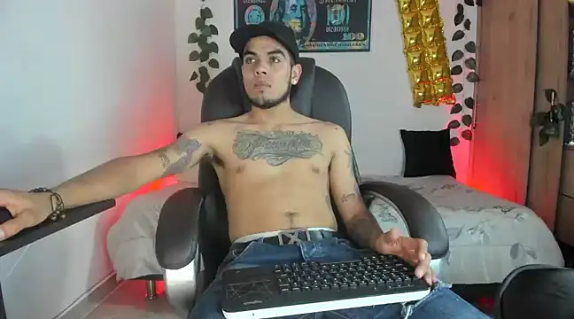 mikee scooth online show from 02.13.25