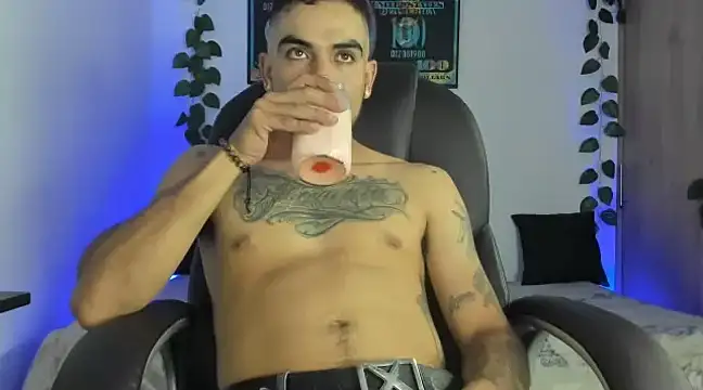 mikee scooth online show from 02.20.25