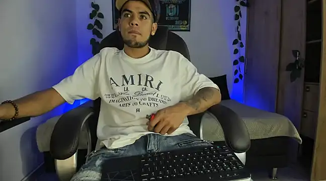 mikee scooth online show from 02.28.25