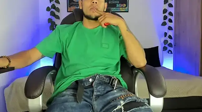 mikee scooth online show from 03.04.25