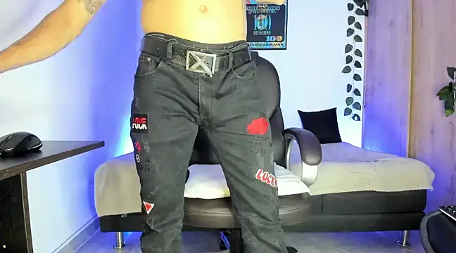 mikee scooth online show from 03.12.25