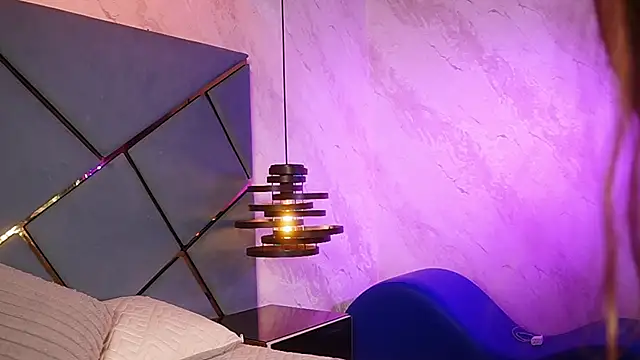 Snapshot of ammy_durand chatting on 11.16.25 ammy durand online show from 11.16.25