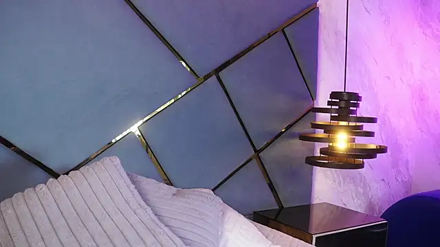 Snapshot of ammy_durand chatting on 11.23.25 ammy durand online show from 11.23.25