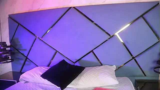 Snapshot of ammy_durand chatting on 01.15.26 ammy durand online show from 01.15.26