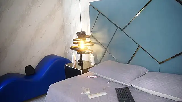 Snapshot of ammy_durand chatting on 02.26.26 ammy durand online show from 02.26.26