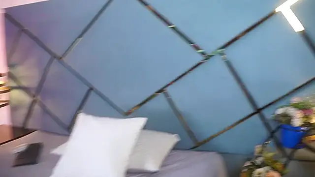 Snapshot of ammy_durand chatting on 02.27.26 ammy durand online show from 02.27.26