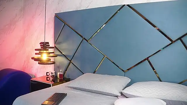 Snapshot of ammy_durand chatting on 02.28.26 ammy durand online show from 02.28.26