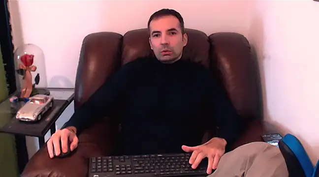 Leo 1617 online show from 12.16.24