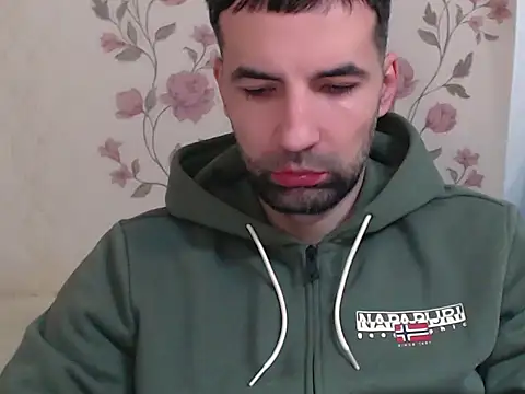 Leo 1617 online show from 03.01.26