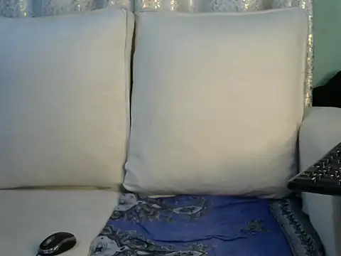 Snapshot of Caryyyl chatting on 11.20.25 Caryyyl online show from 11.20.25