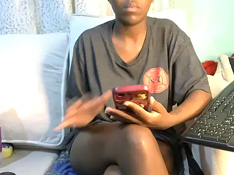 Snapshot of Caryyyl chatting on 11.23.25 Caryyyl online show from 11.23.25