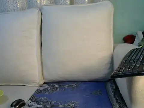 Snapshot of Caryyyl chatting on 11.25.25 Caryyyl online show from 11.25.25