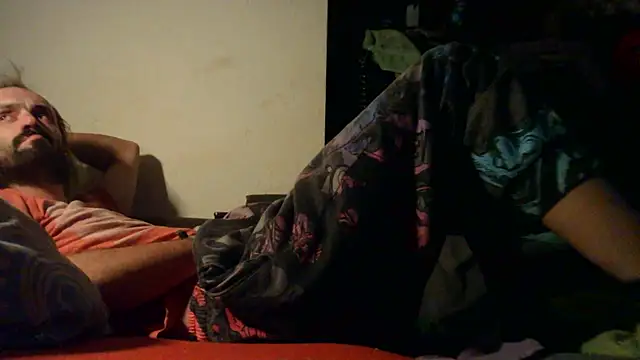 Snapshot of harterdome chatting on 09.18.25 harterdome online show from 09.18.25