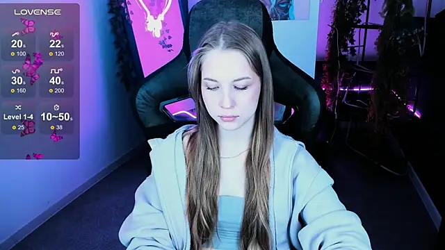 CuteMousee online show from 10.27.25