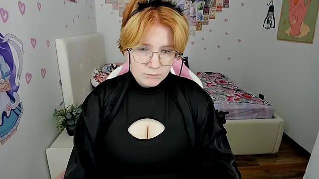 Snapshot of Java_fire chatting on 10.31.25 Java fire online show from 10.31.25