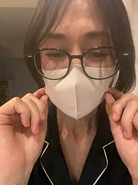 Snapshot of mel__mel chatting on 03.15.26 mel mel online show from 03.15.26