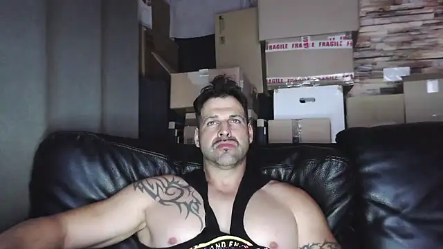 XxBigboybandxX online show from 04.18.26