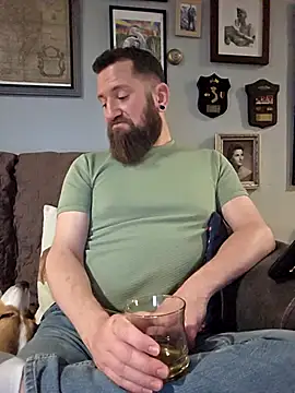 Icebearsticlese online show from 04.03.26