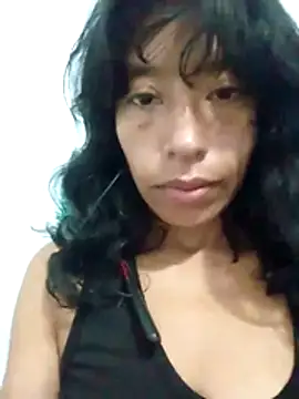 Snapshot of karolinee_66_ chatting on 11.22.25 karolinee 66 online show from 11.22.25