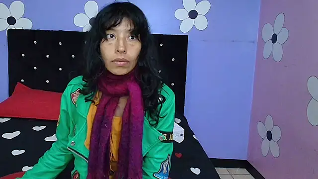 karolinee 66  online show from 03.05.26