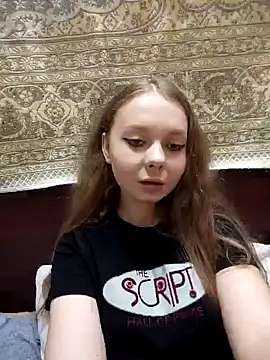 Snapshot of Ekaterina27 chatting on 05.14.26 Ekaterina27 online show from 05.14.26