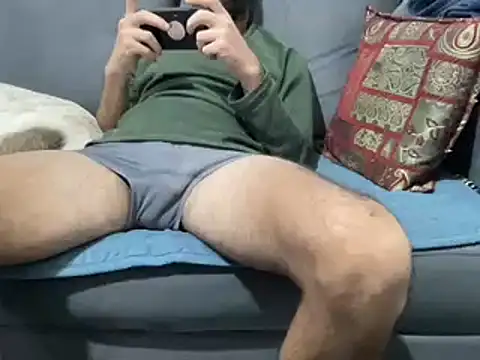 4small4inchlol online show from 12.12.24