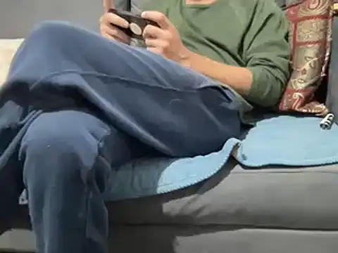 4small4inchlol online show from 12.16.24