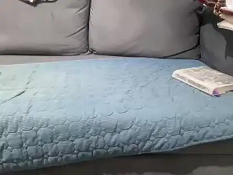 4small4inchlol online show from 01.04.25