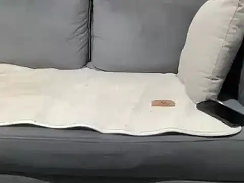 4small4inchlol online show from 03.18.25