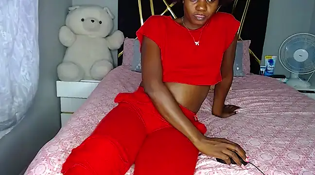Snapshot of MissBigNipples chatting on 03.02.25 MissBigNipples online show from 03.02.25