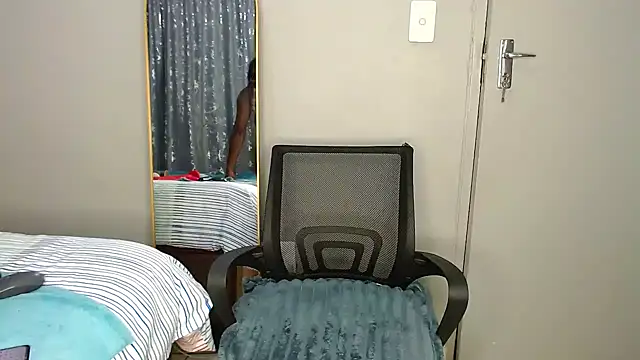 MissBigNipples online show from 04.07.26