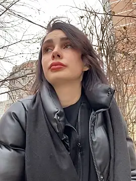 Snapshot of SandraCarter chatting on 12.28.24 SandraCarter online show from 12.28.24