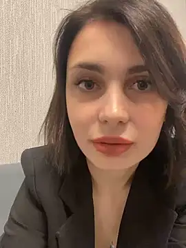 Snapshot of SandraCarter chatting on 01.04.25 SandraCarter online show from 01.04.25