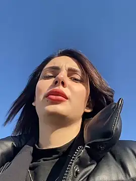 Snapshot of SandraCarter chatting on 01.11.25 SandraCarter online show from 01.11.25