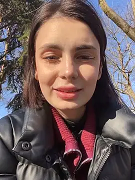 Snapshot of SandraCarter chatting on 01.21.25 SandraCarter online show from 01.21.25