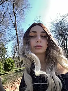 Snapshot of SandraCarter chatting on 03.07.25 SandraCarter online show from 03.07.25