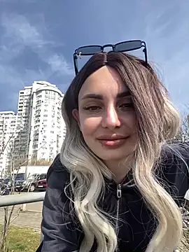 Snapshot of SandraCarter chatting on 03.09.25 SandraCarter online show from 03.09.25