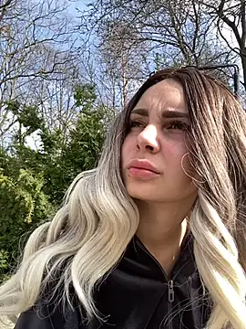 Snapshot of SandraCarter chatting on 03.13.25 SandraCarter online show from 03.13.25