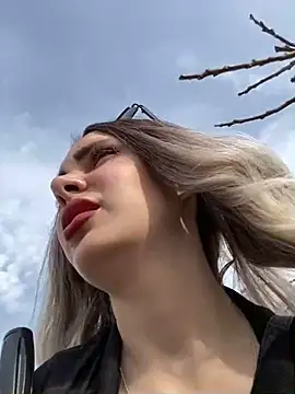 Snapshot of SandraCarter chatting on 03.14.25 SandraCarter online show from 03.14.25