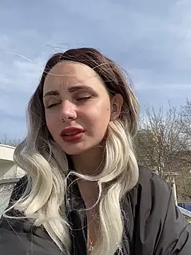 Snapshot of SandraCarter chatting on 03.15.25 SandraCarter online show from 03.15.25