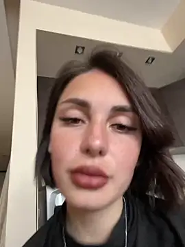 Snapshot of SandraCarter chatting on 03.19.25 SandraCarter online show from 03.19.25