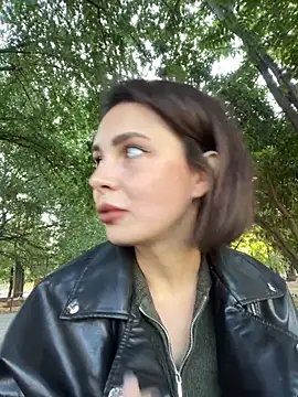 Snapshot of SandraCarter chatting on 09.13.25 SandraCarter online show from 09.13.25