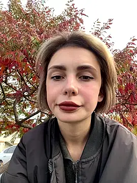 Snapshot of SandraCarter chatting on 10.18.25 SandraCarter online show from 10.18.25