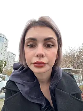 Snapshot of SandraCarter chatting on 11.10.25 SandraCarter online show from 11.10.25